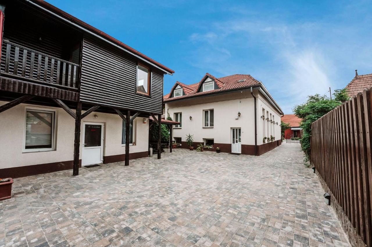 Palas Boutique Сігішоара Екстер'єр фото