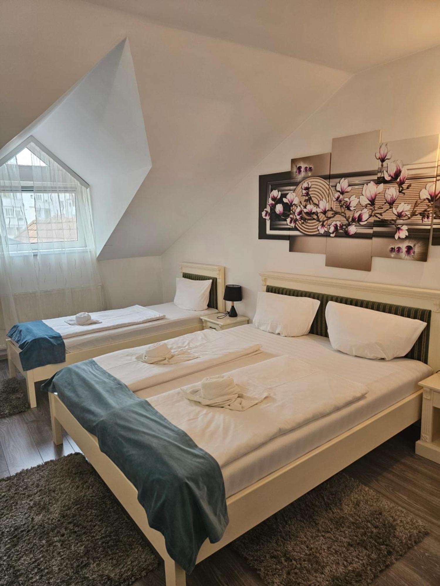 Palas Boutique Сігішоара Номер фото